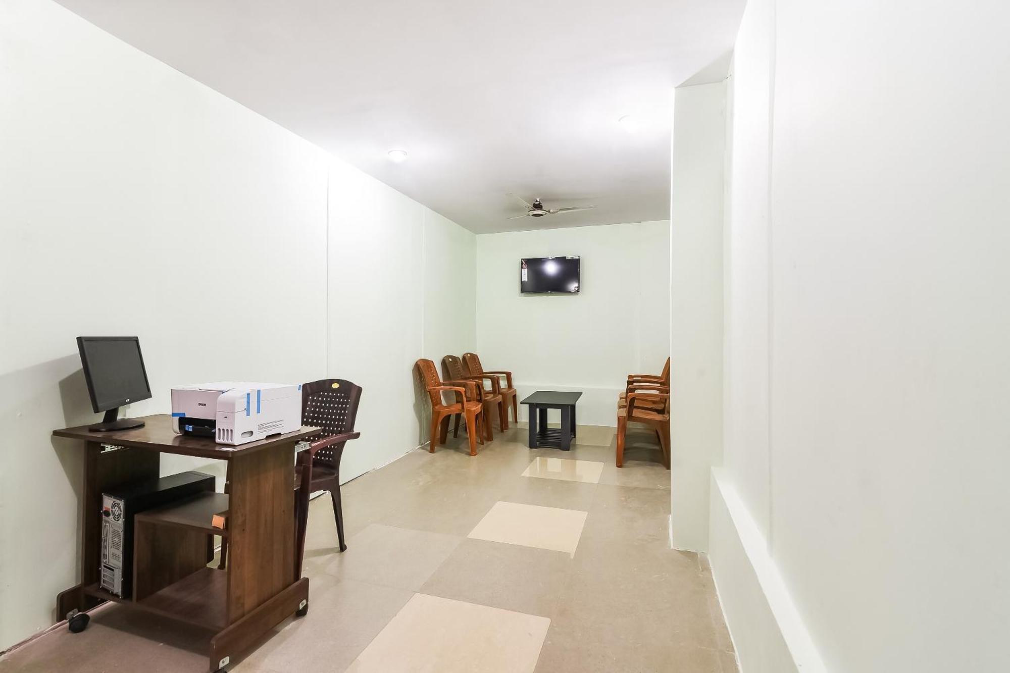 Hotel O Kartikeya Park View Residency Chittoor Exterior foto